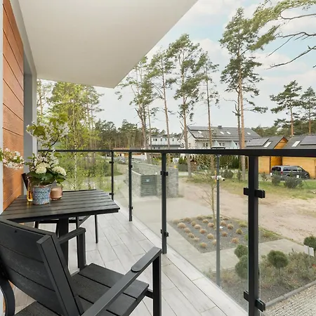 アパート Comfortable Apartment, Pool, Close To The ポビエロボ